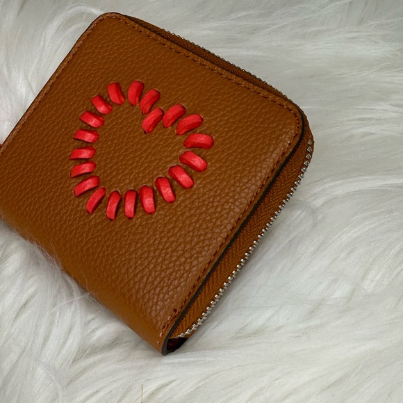 NWT Vera Bradley Faux Leather Zip Wallet w/Heart Appliqué | Cognac & Coral | NEW - Picture 7 of 14